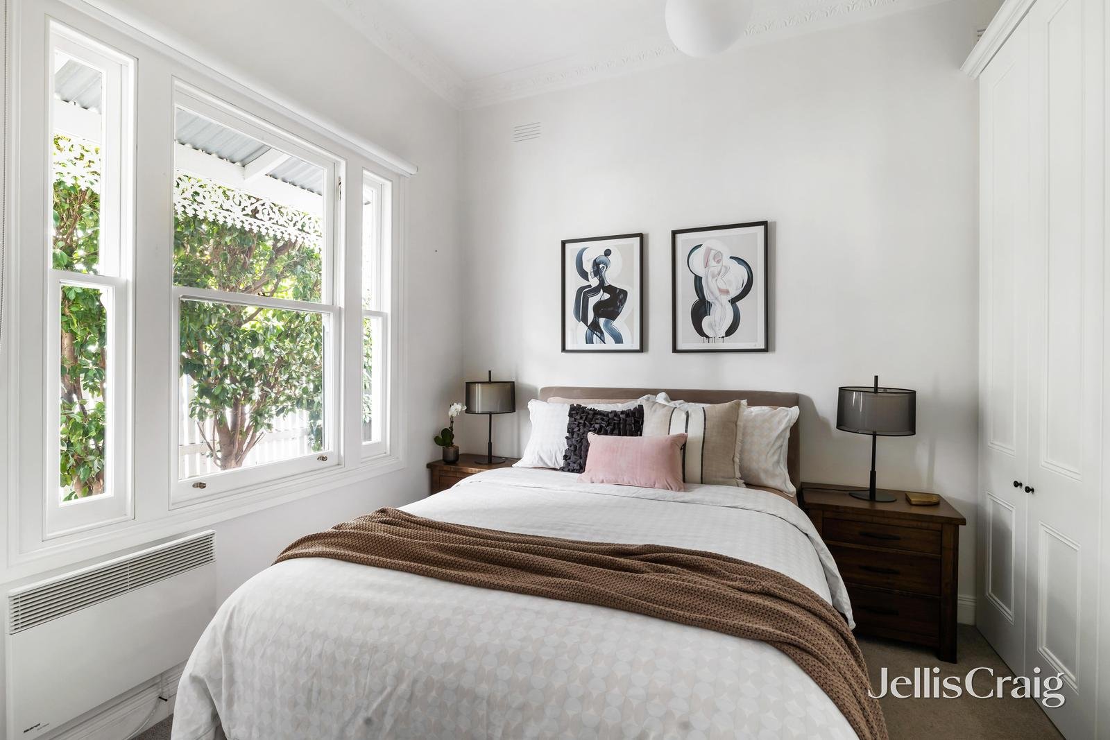17 Moore Street, South Yarra image 5