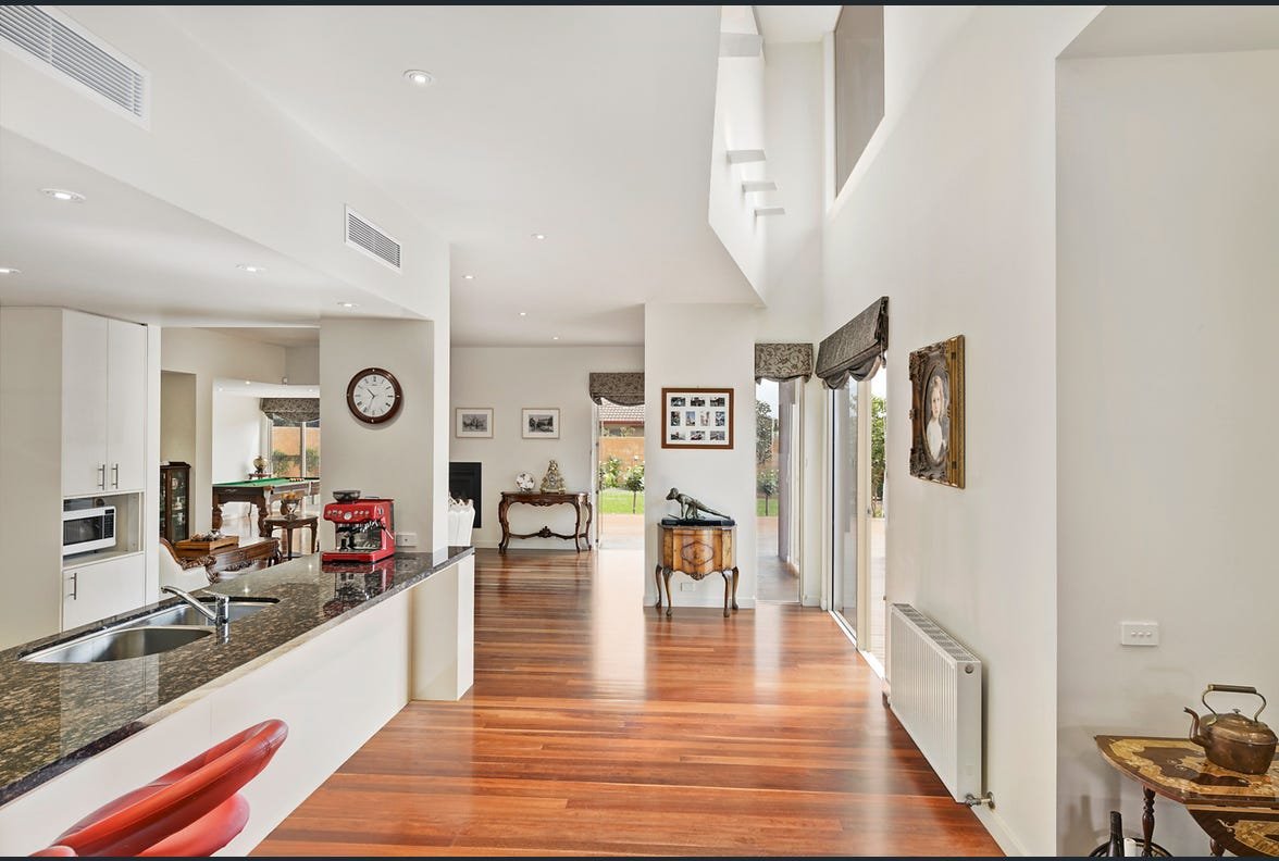 17 Morshead Avenue, Mount&nbsp;Waverley image 5