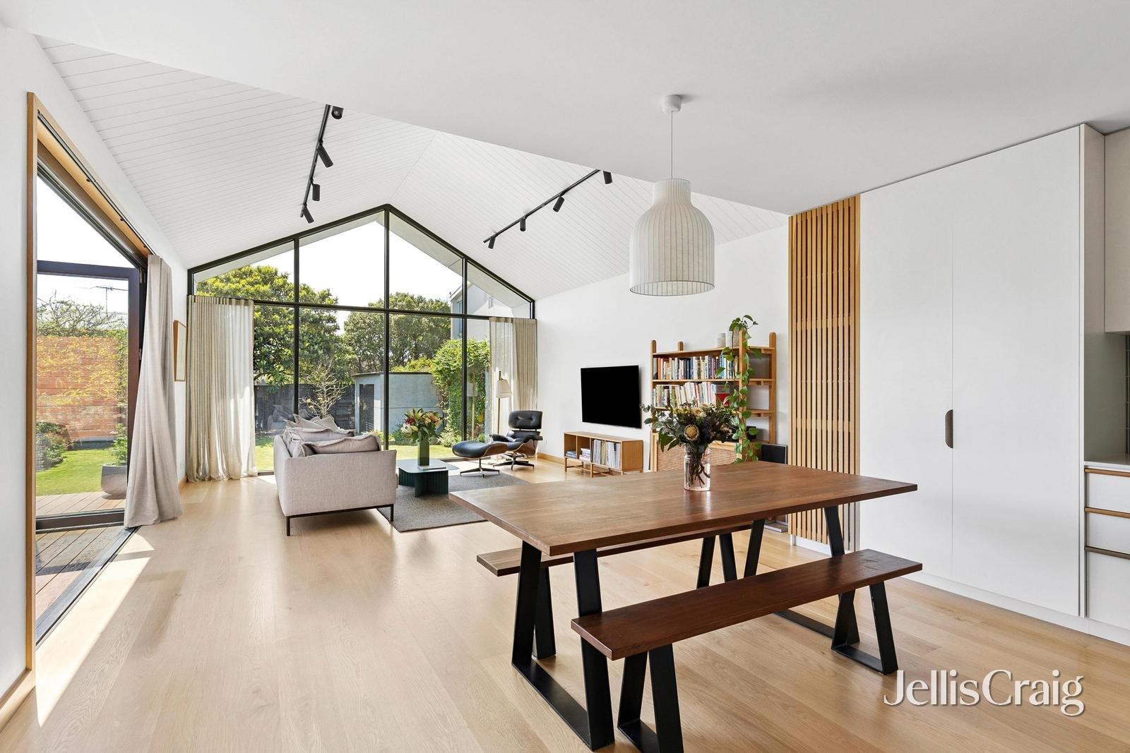 17 Mowat Street, Geelong West image 13