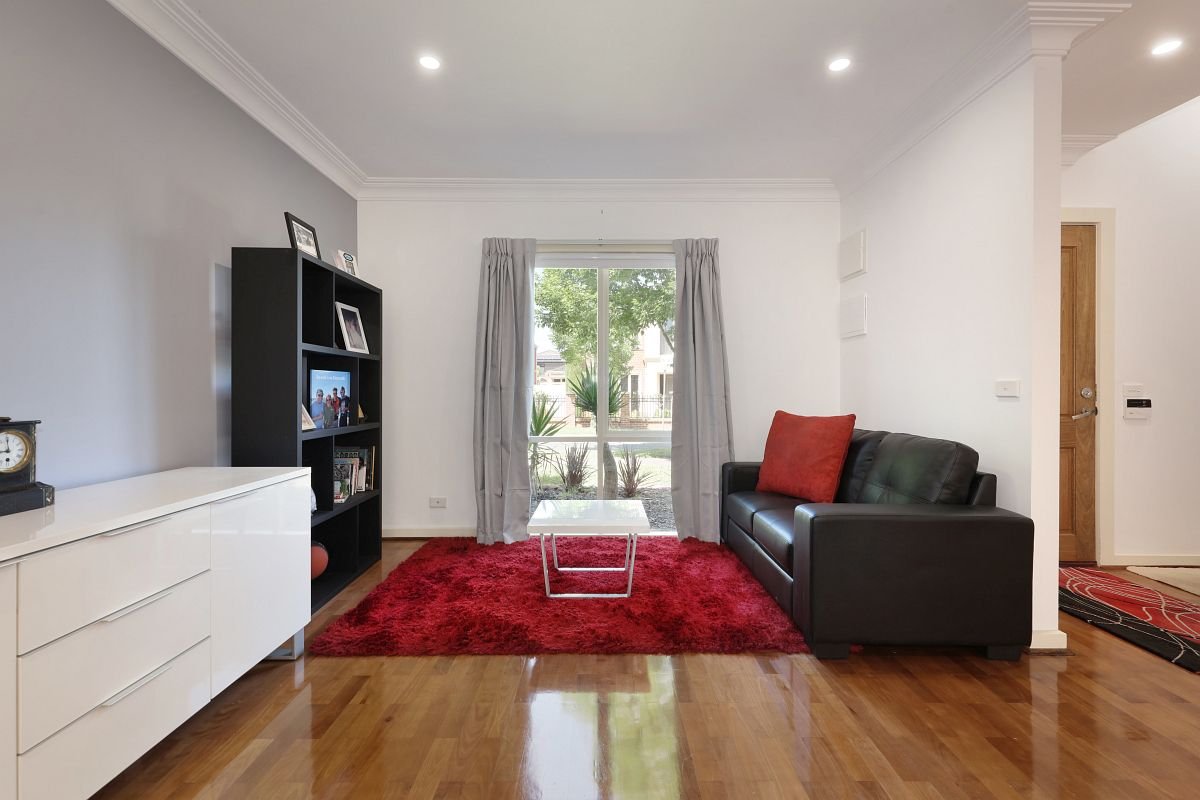17 Mulsanne Lane, Bentleigh East image 2