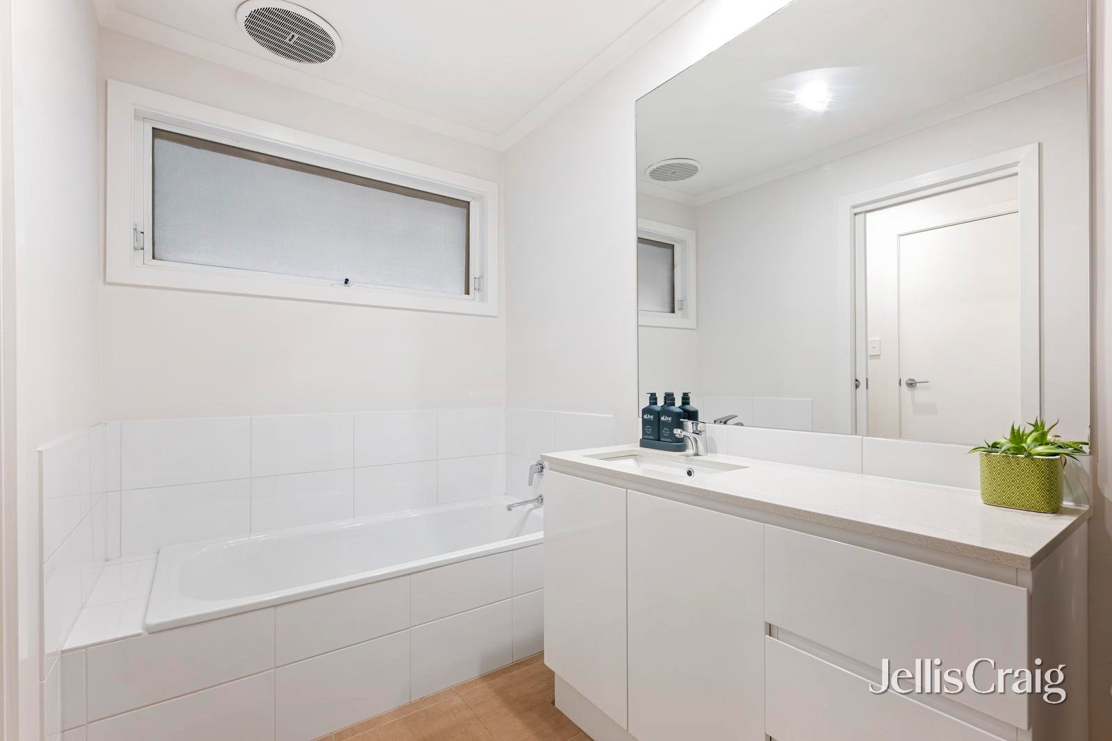 17 Murrac Street, Coldstream image 8