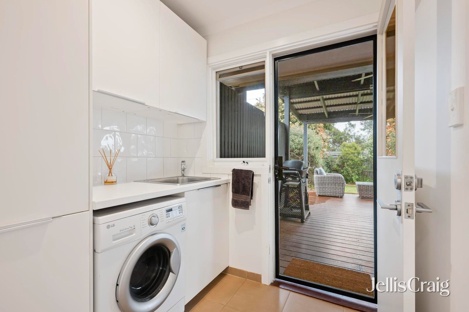 17 Murrac Street, Coldstream image 9