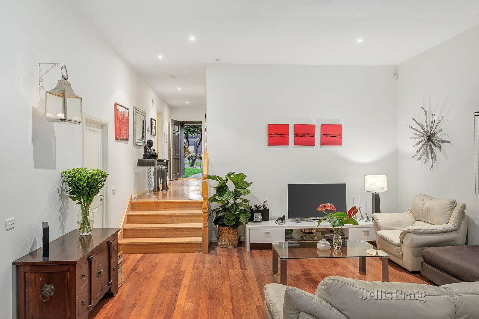 1/7 Mutual Road, Balwyn North image 1