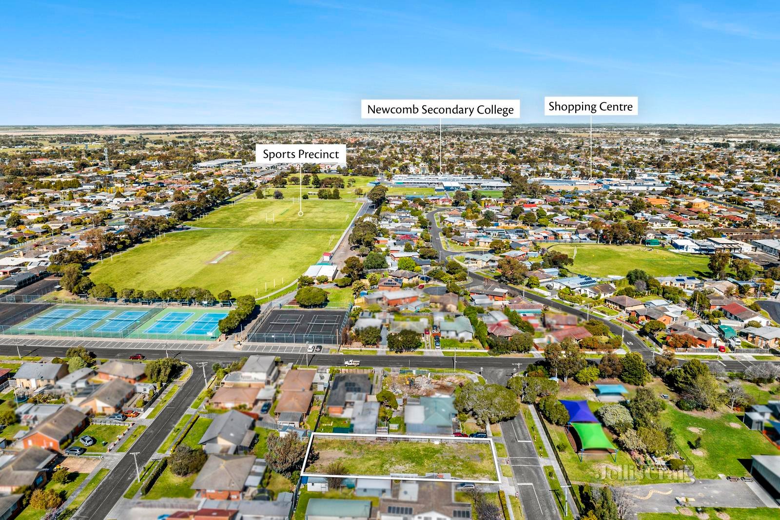 17 Newland Street, Newcomb image 4