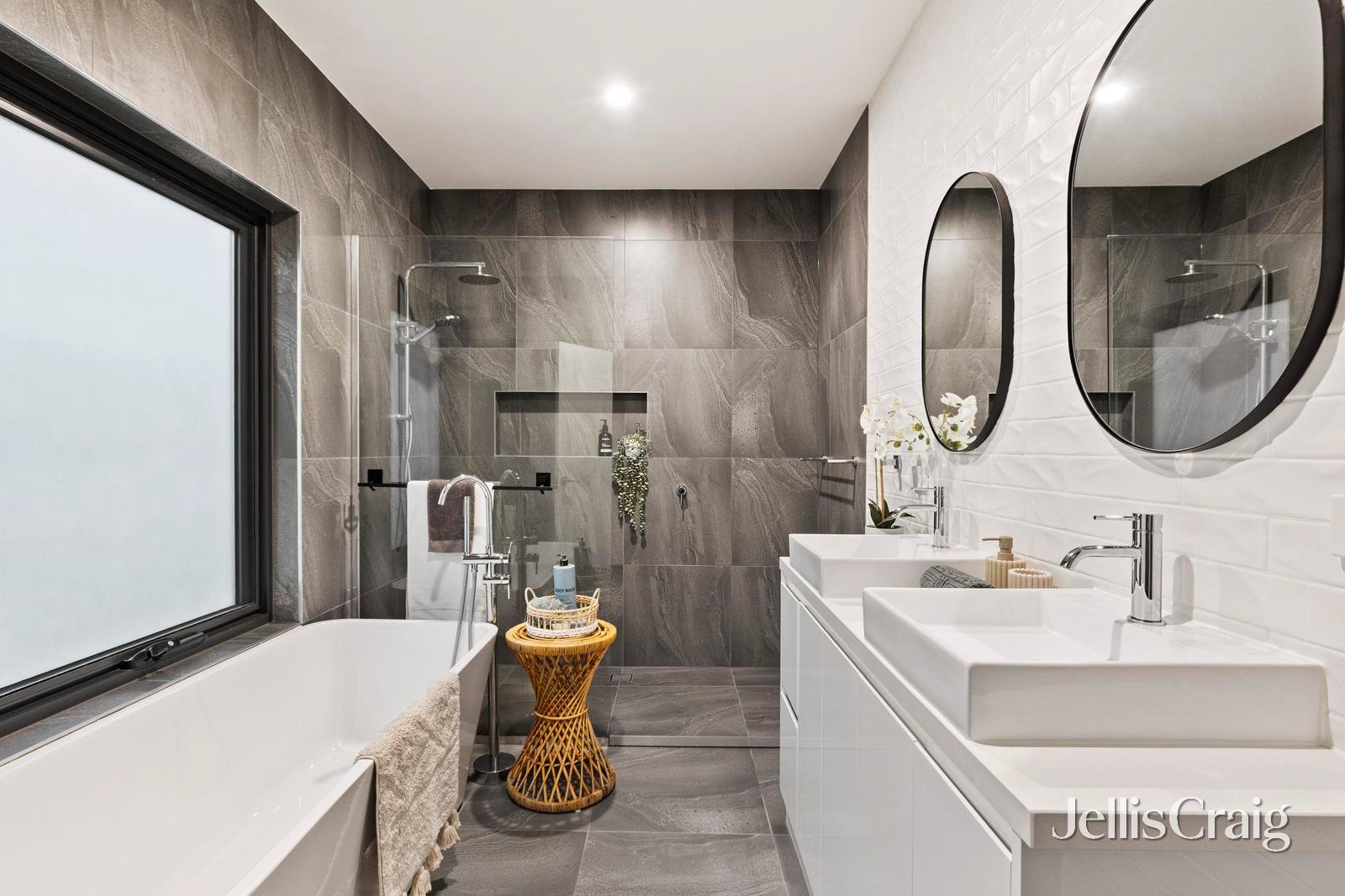 1/7 Niagara Road, Donvale image 7