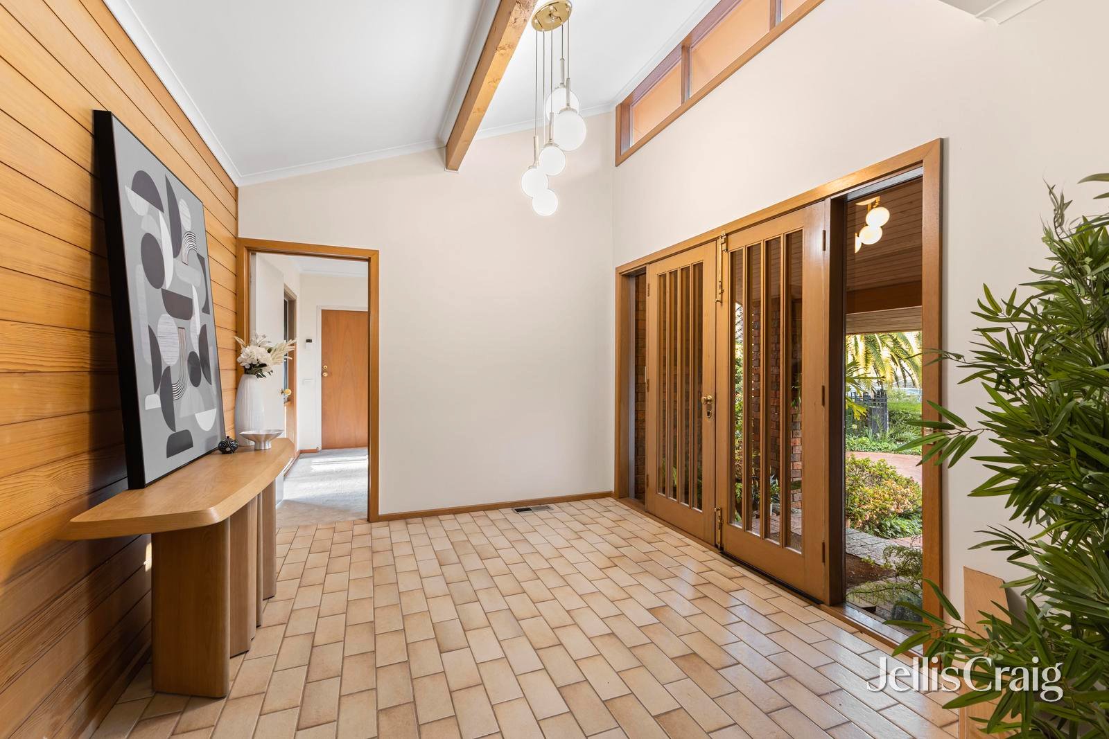 17 Niland Rise, Templestowe image 3