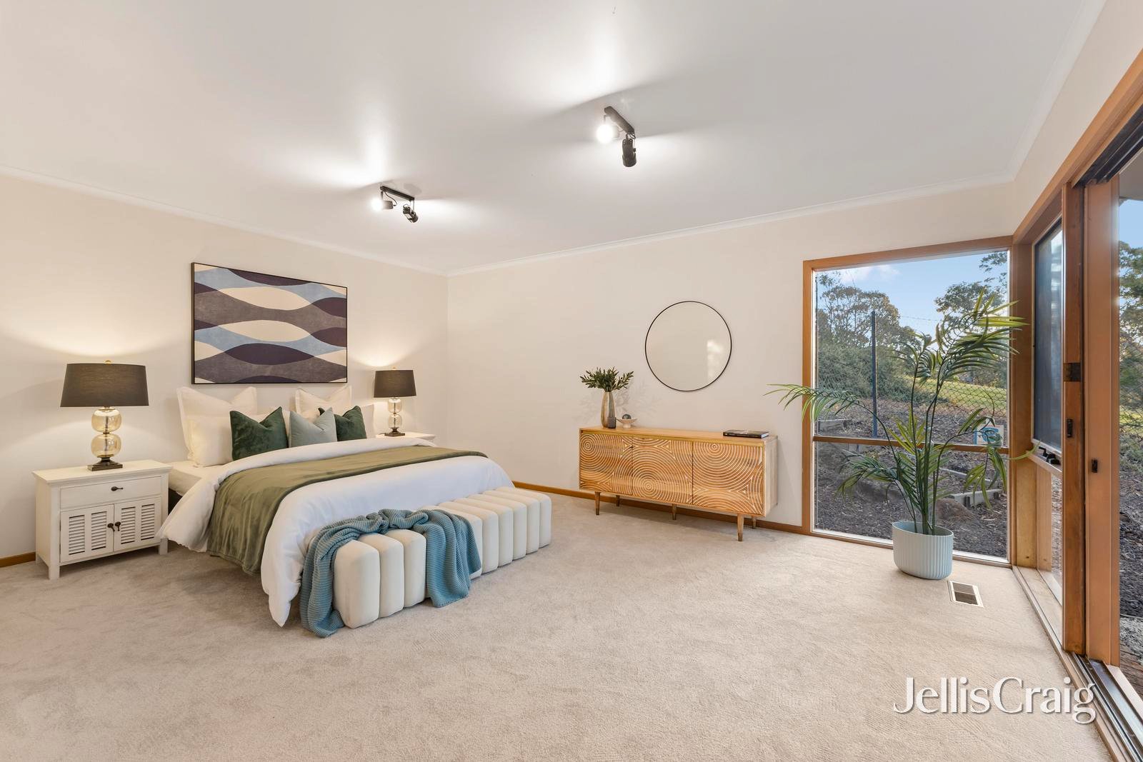 17 Niland Rise, Templestowe image 11