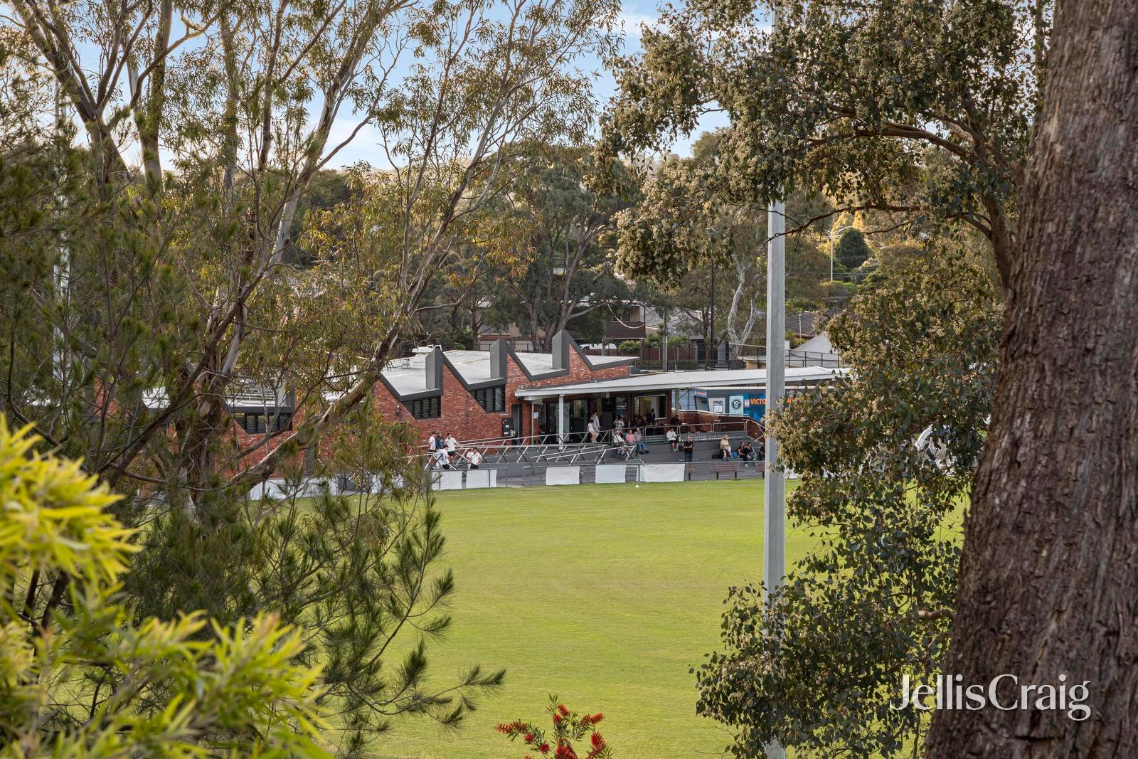 17 Niland Rise, Templestowe image 16