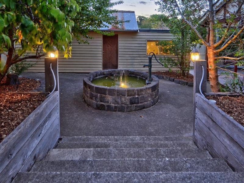 17 North Valley Road, Highton image 12