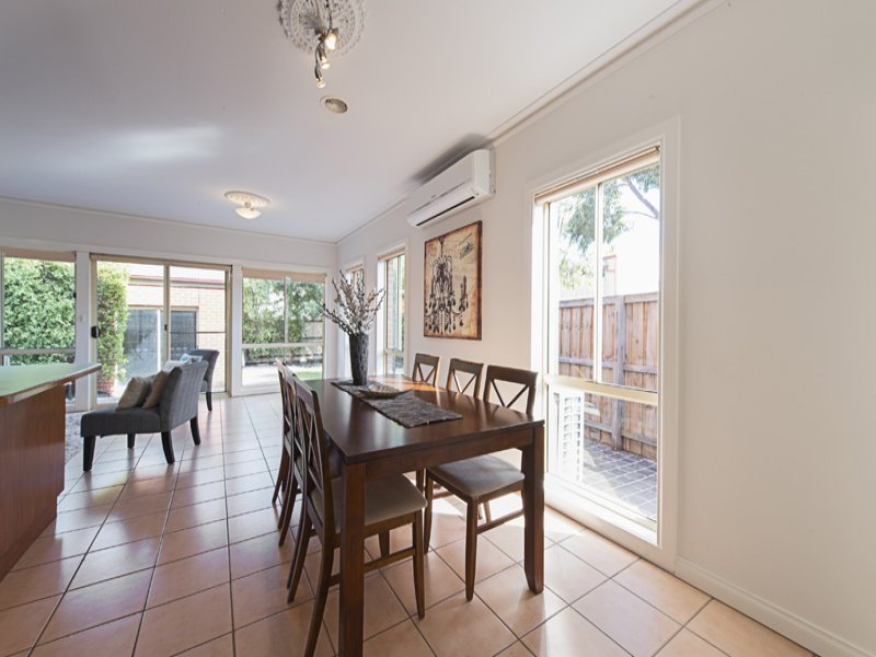 17 Oberon Way, Newport image 3