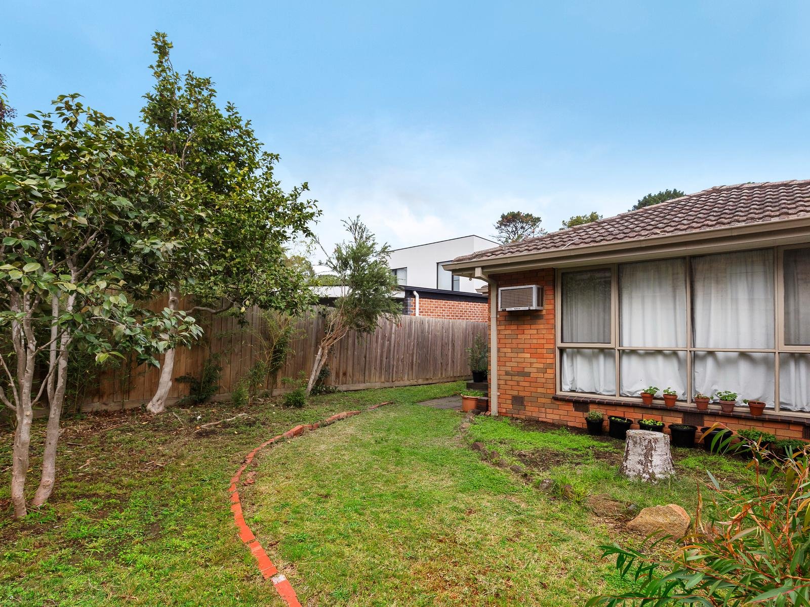17 Oliver Avenue, Blackburn image 7