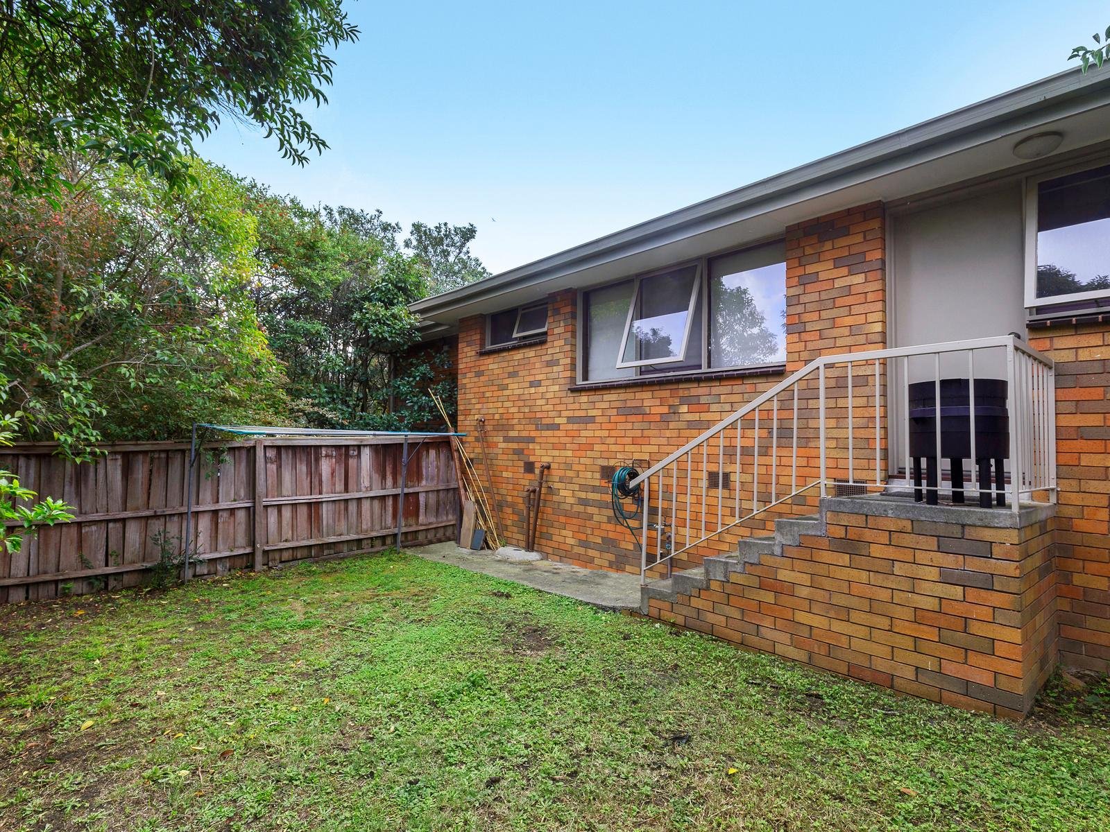 17 Oliver Avenue, Blackburn image 10