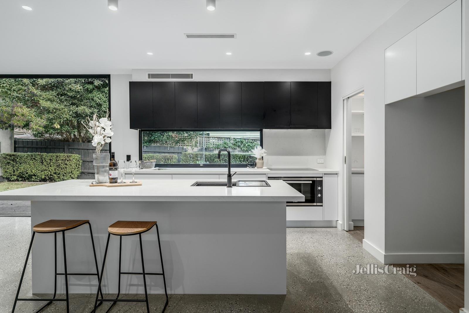 17 O'Shannessy Street, Nunawading image 3
