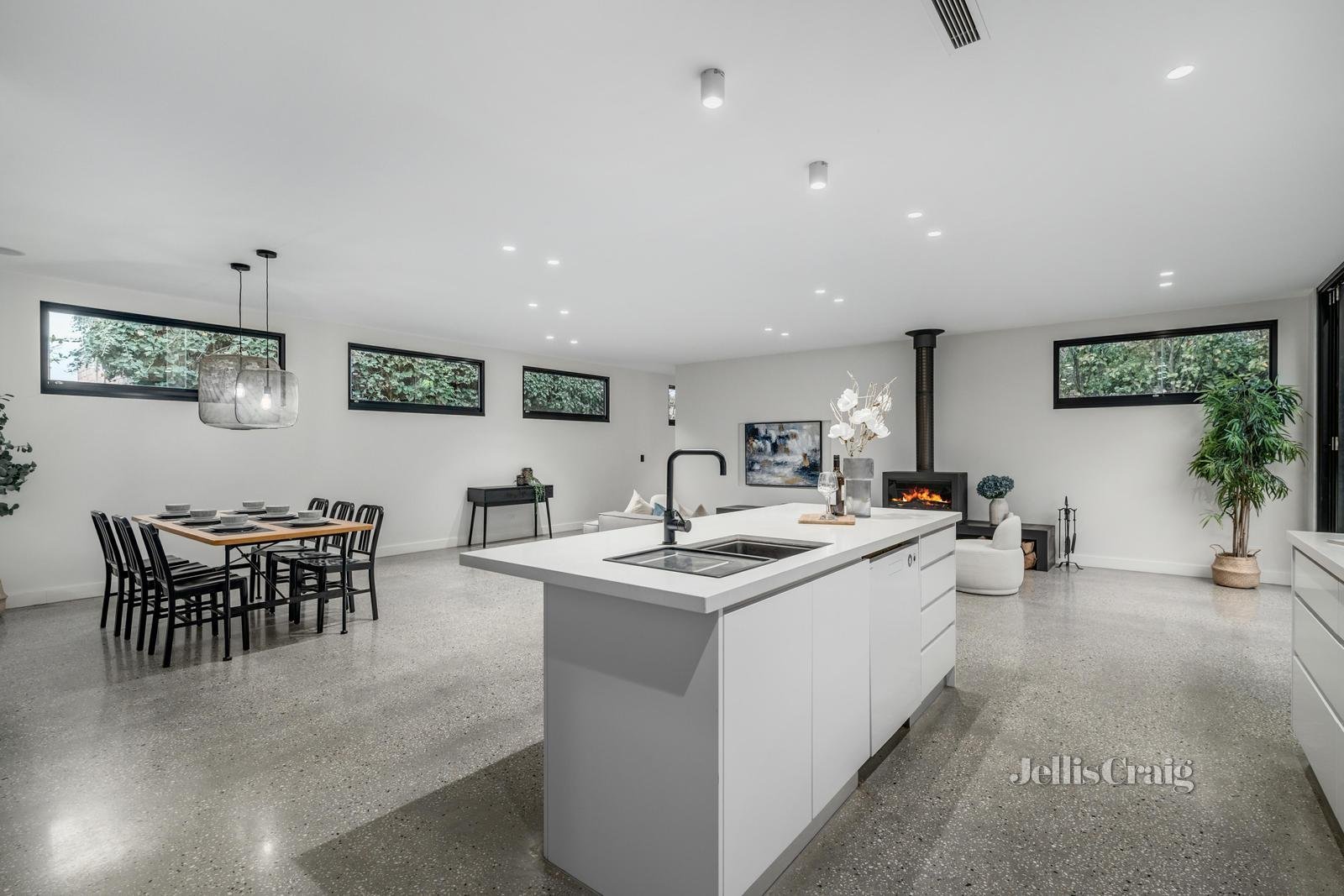 17 O'Shannessy Street, Nunawading image 4