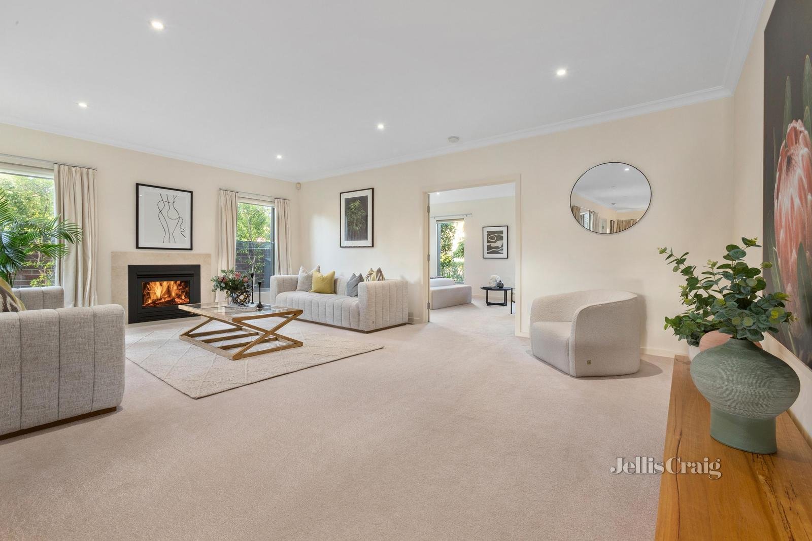 17 Park Lane, Mount Waverley image 2