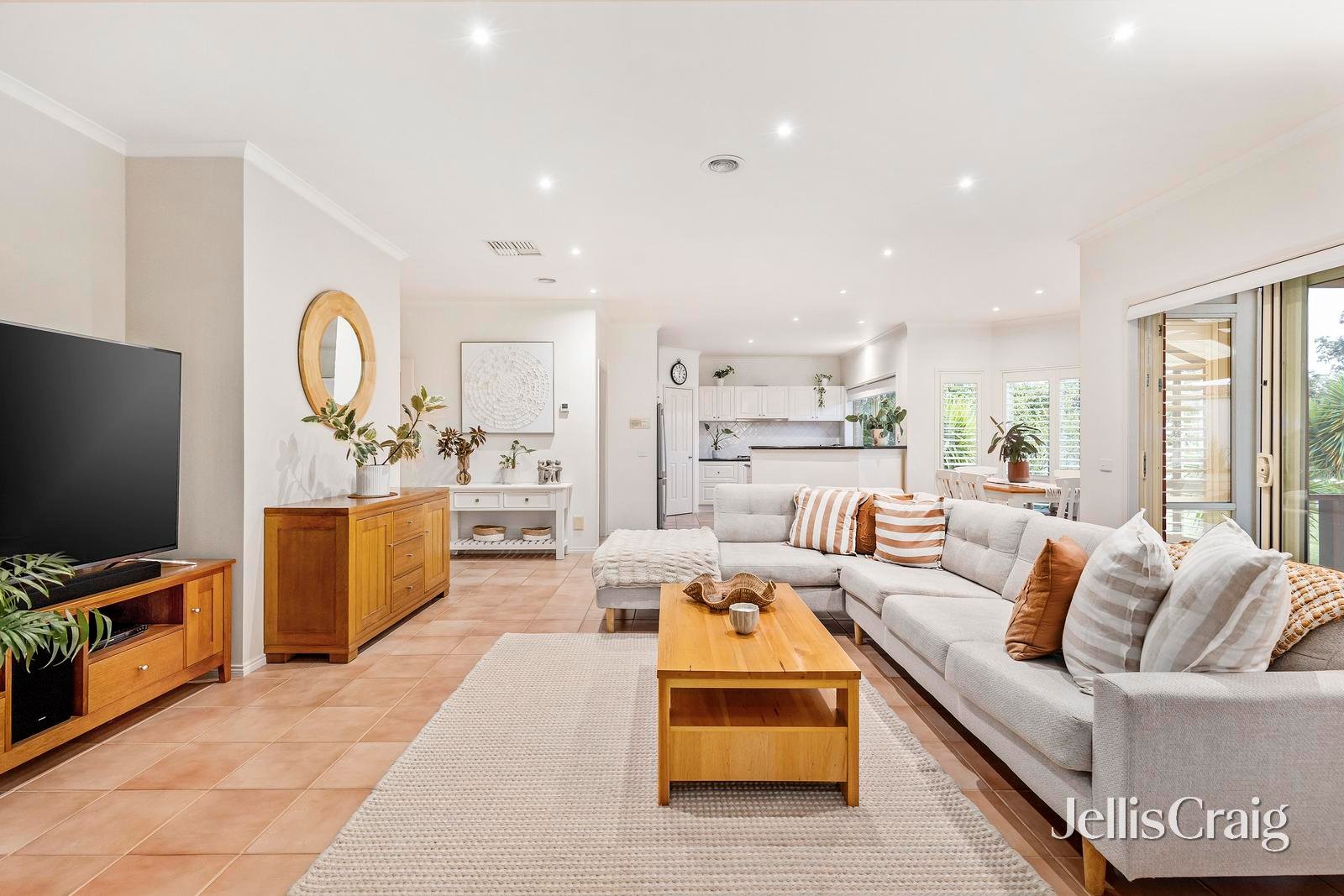17 Parkview Terrace, Chirnside Park image 6