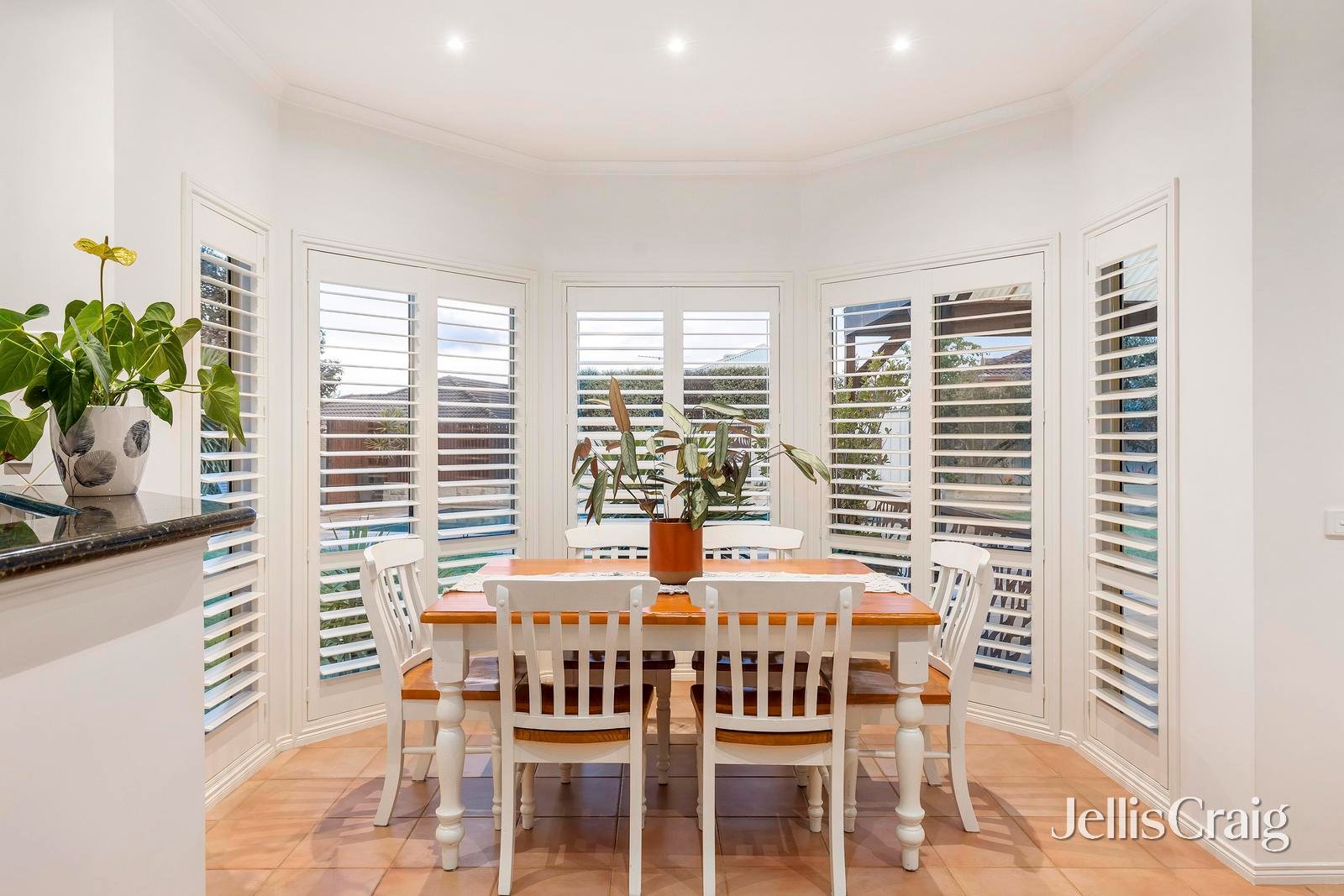 17 Parkview Terrace, Chirnside Park image 9