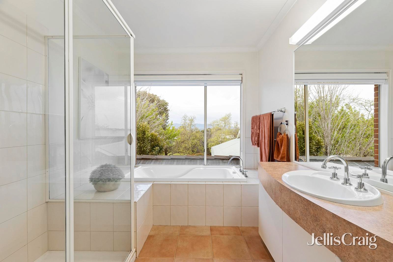 17 Parkview Terrace, Chirnside Park image 15