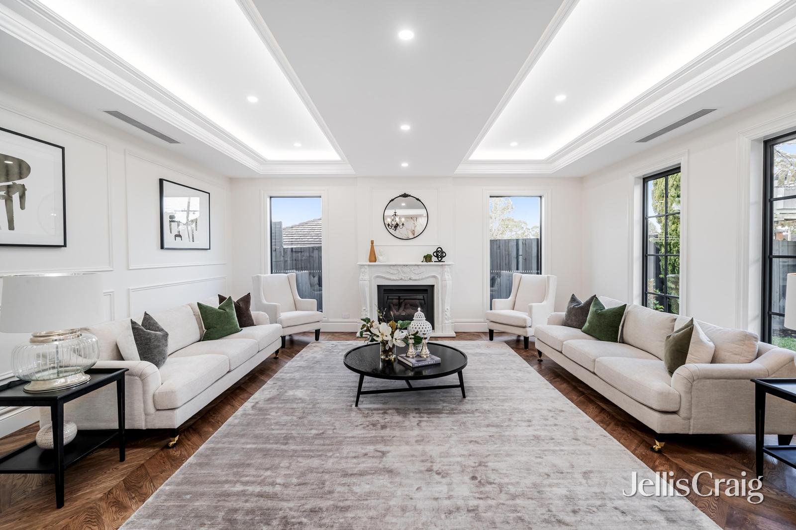 17 Pineda Court, Glen Waverley image 2