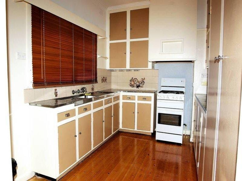 17 Powell Street, East Geelong image 5