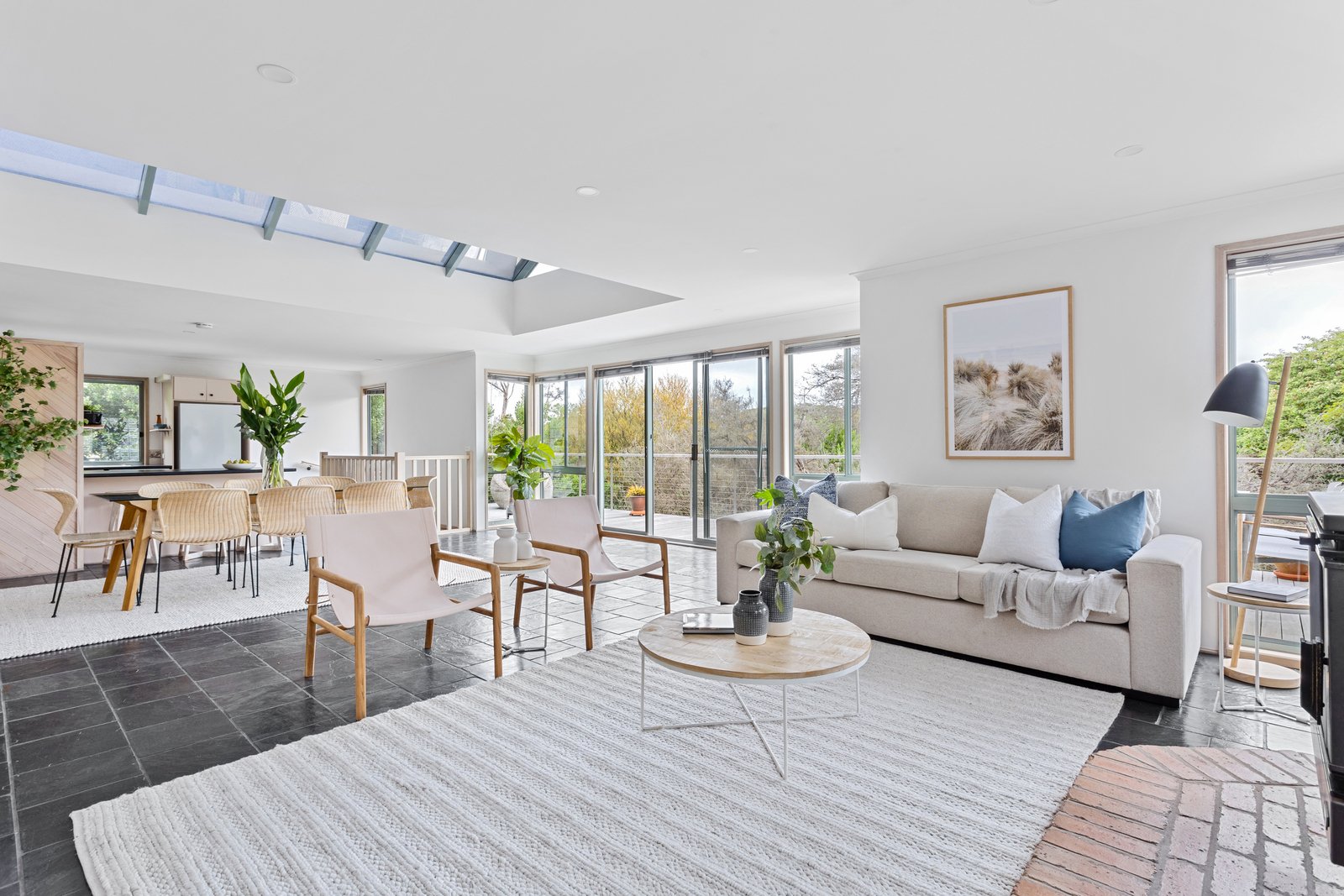 Property Gallery Thumbnail 3