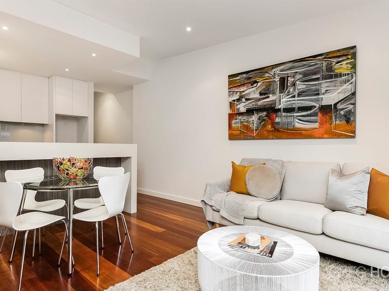 17 Raglan Street, Port Melbourne image 2