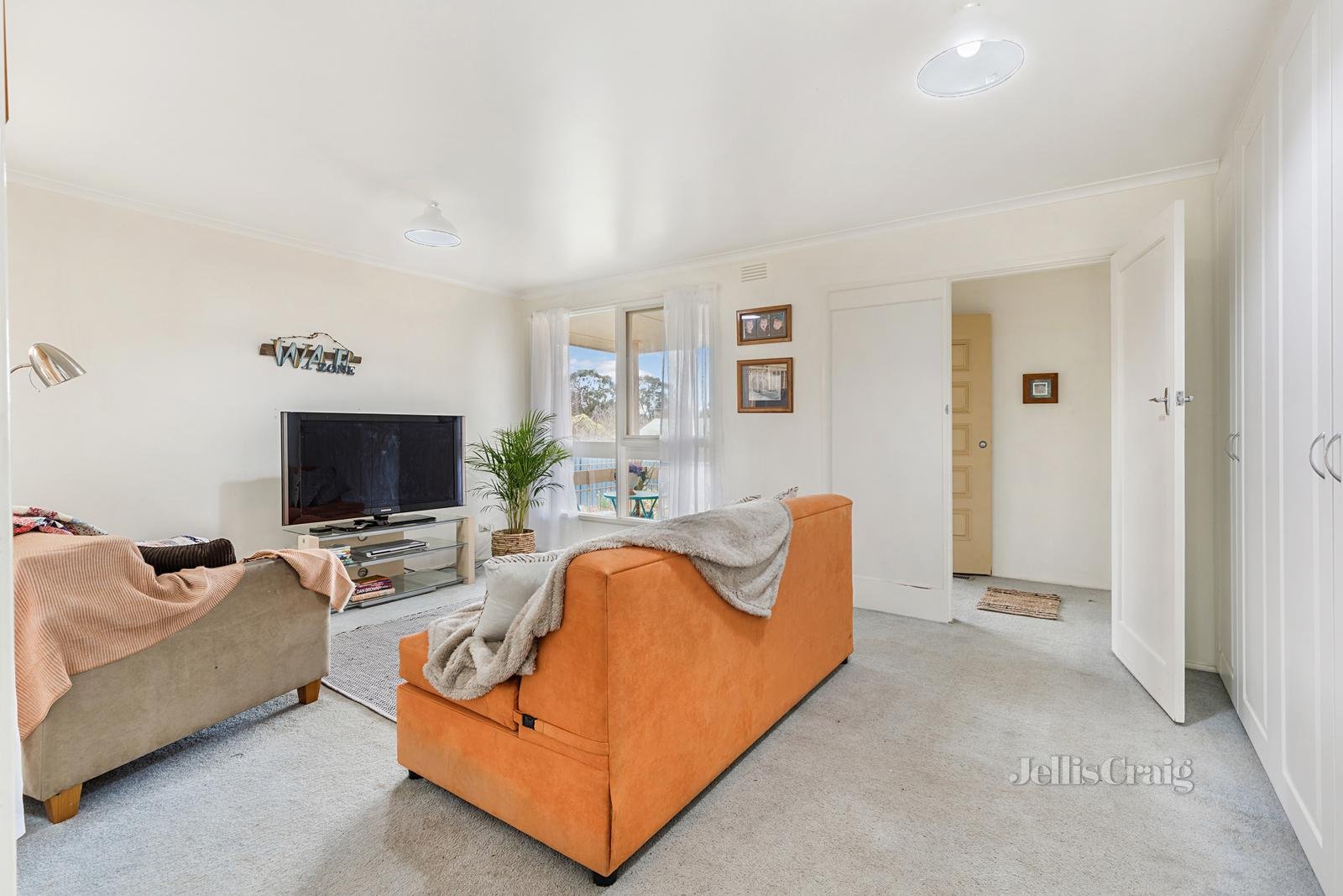 17 Rodney Drive, Woodend image 3