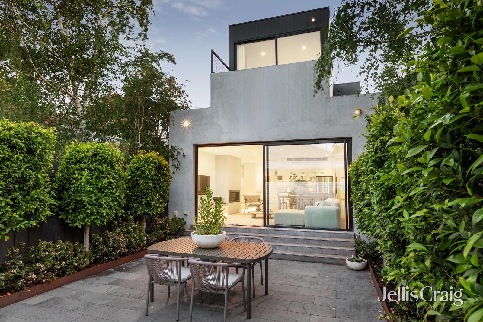 17 Rose Street, Armadale image 1