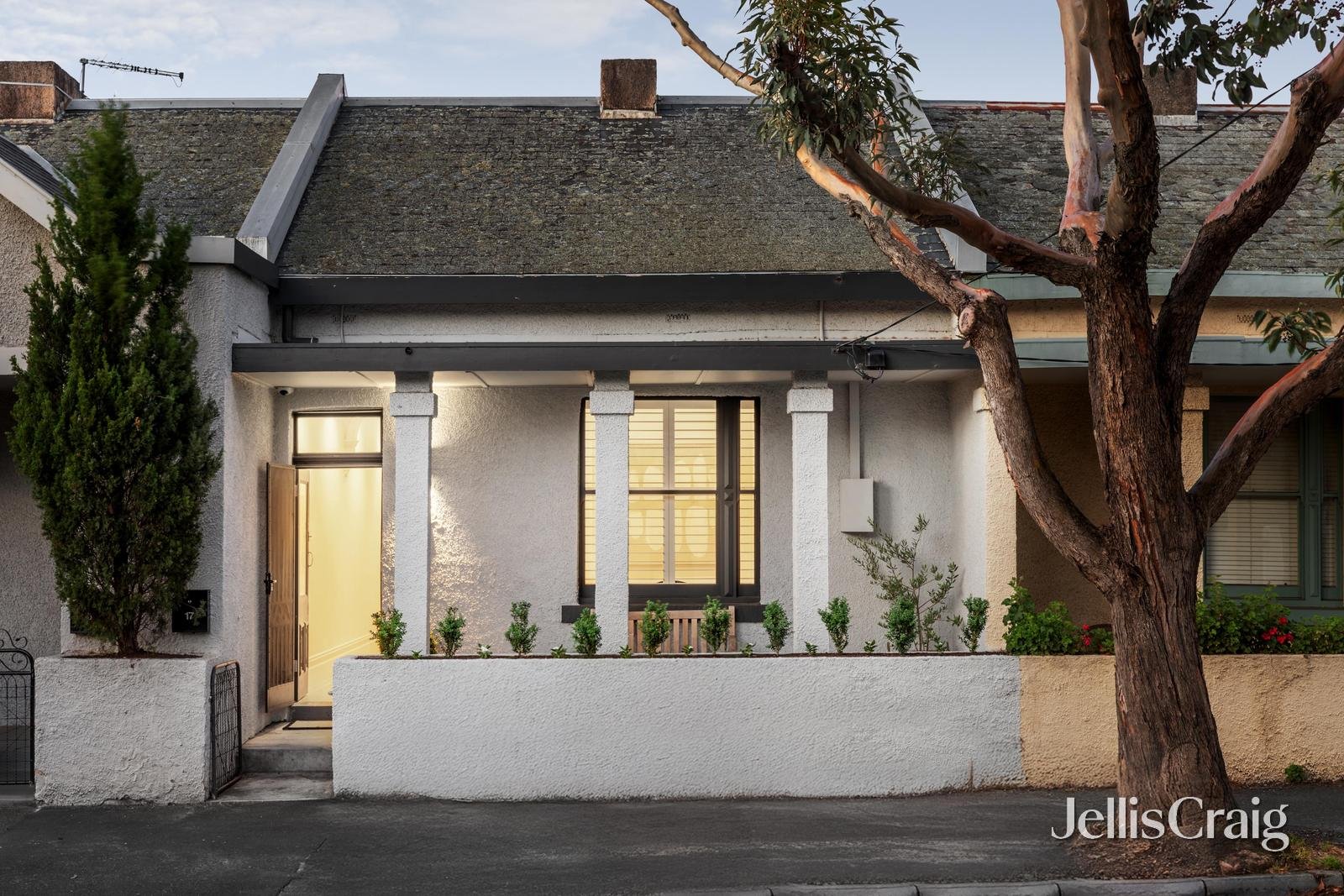 17 Rose Street, Armadale image 8