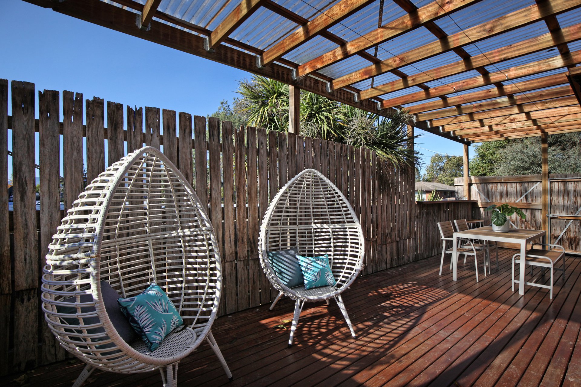 Property Gallery Thumbnail 16
