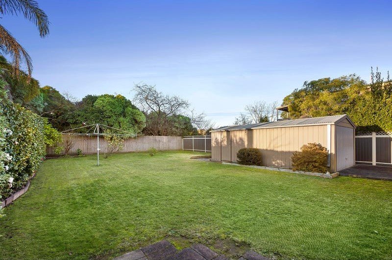17 Russell Crescent, Boronia image 8