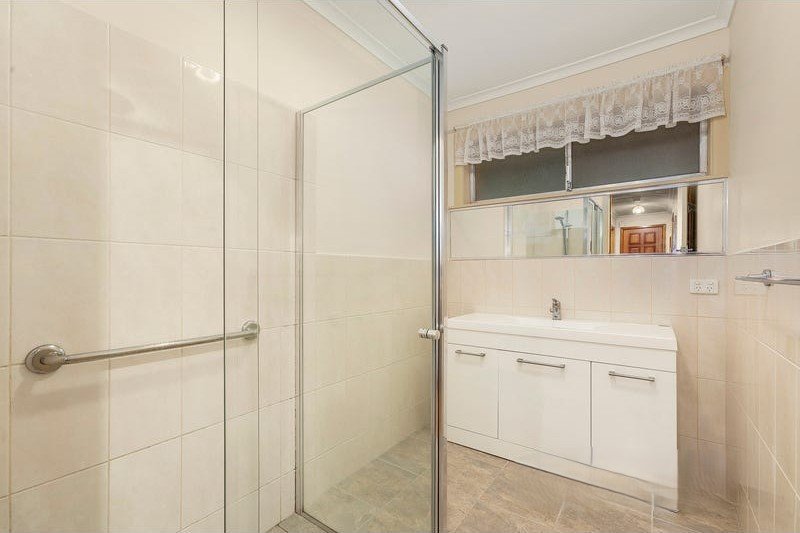 17 Russell Crescent, Boronia image 7
