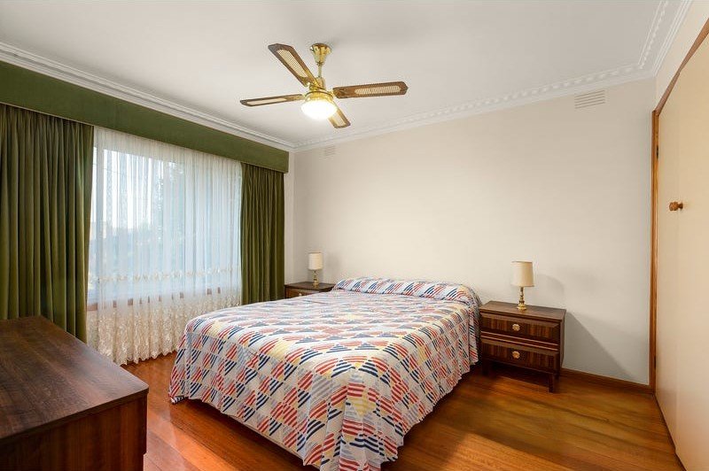 17 Russell Crescent, Boronia image 5