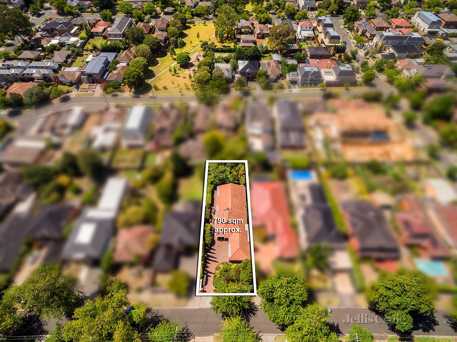 17 Sevenoaks Street, Balwyn image 10