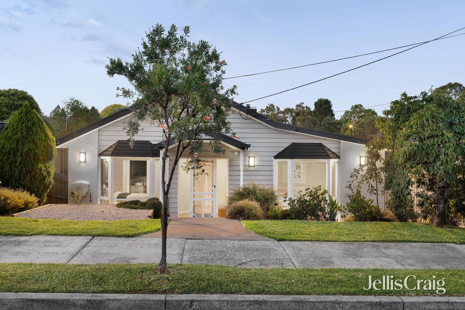 17 Shaylor Court, Greensborough image 1