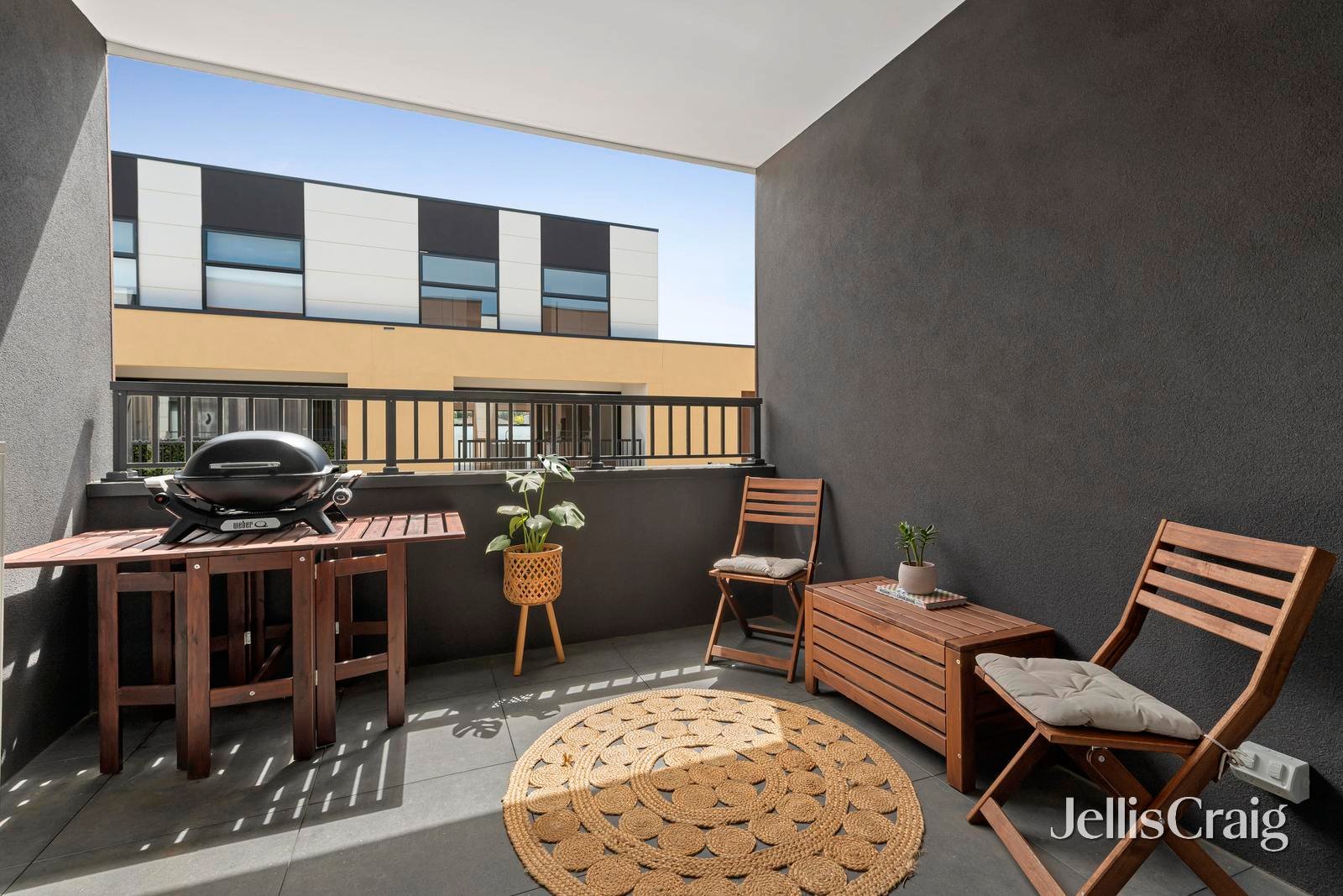 17 Sheoak Crescent, Doncaster East image 4