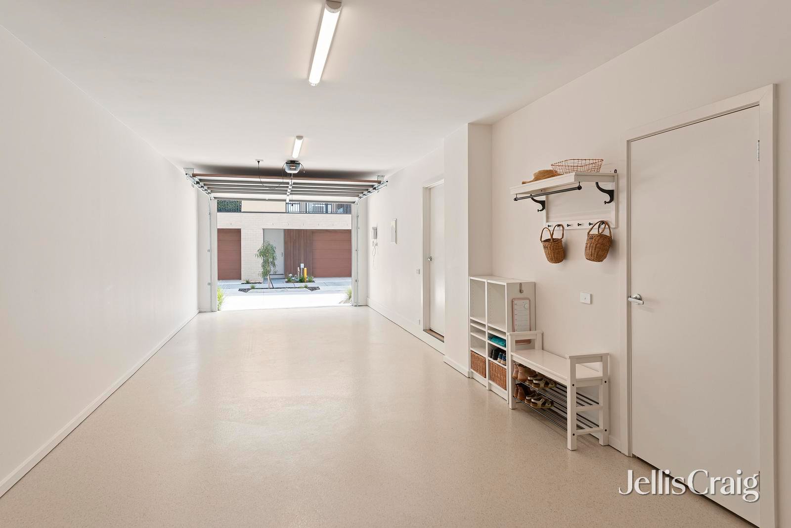 17 Sheoak Crescent, Doncaster East image 9