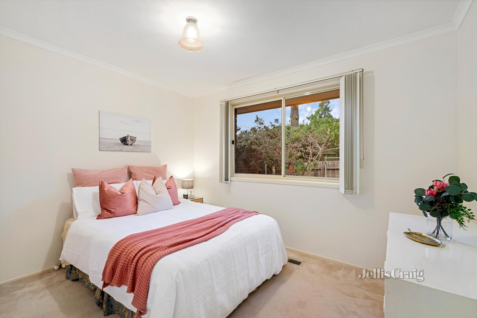 1/7 Shirley Avenue, Glen Waverley image 7