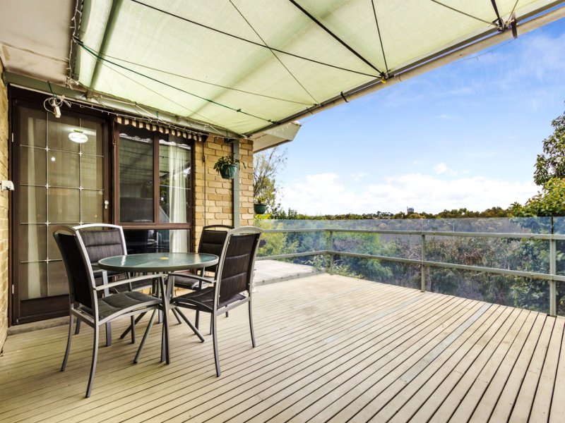 17 Stanton Street, Doncaster image 2