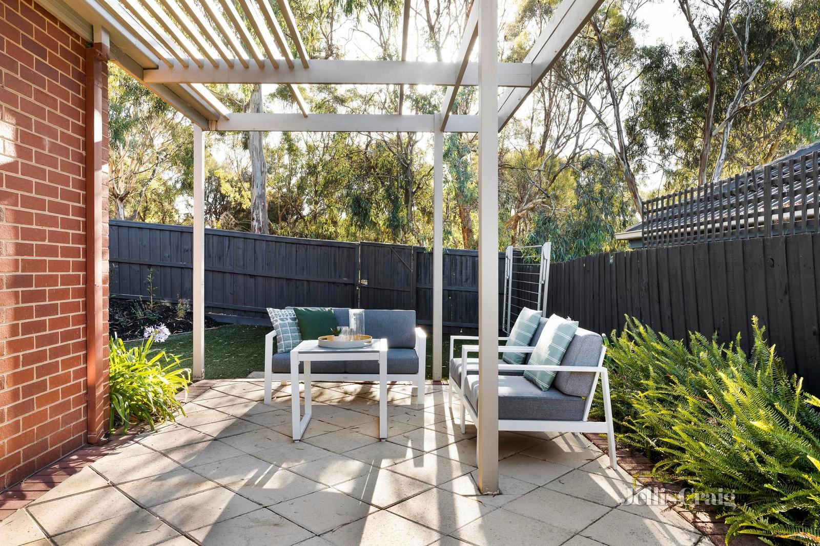 17 Stevens Close, Kew image 12