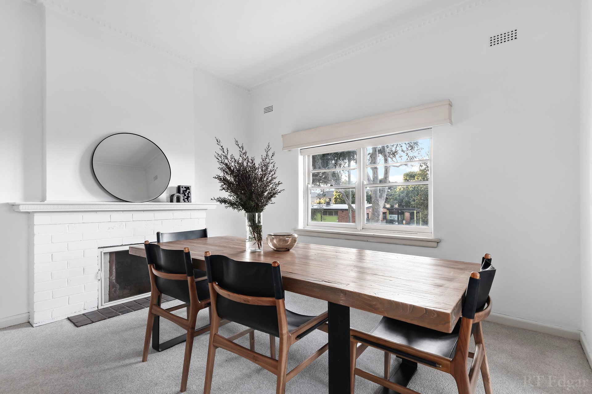 Property Gallery Thumbnail 3