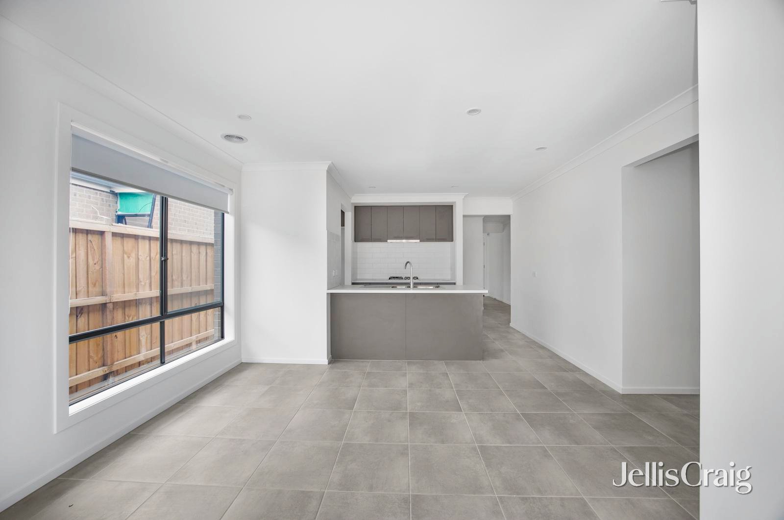 17 Sunpeaks Street, Winter&nbsp;Valley image 2