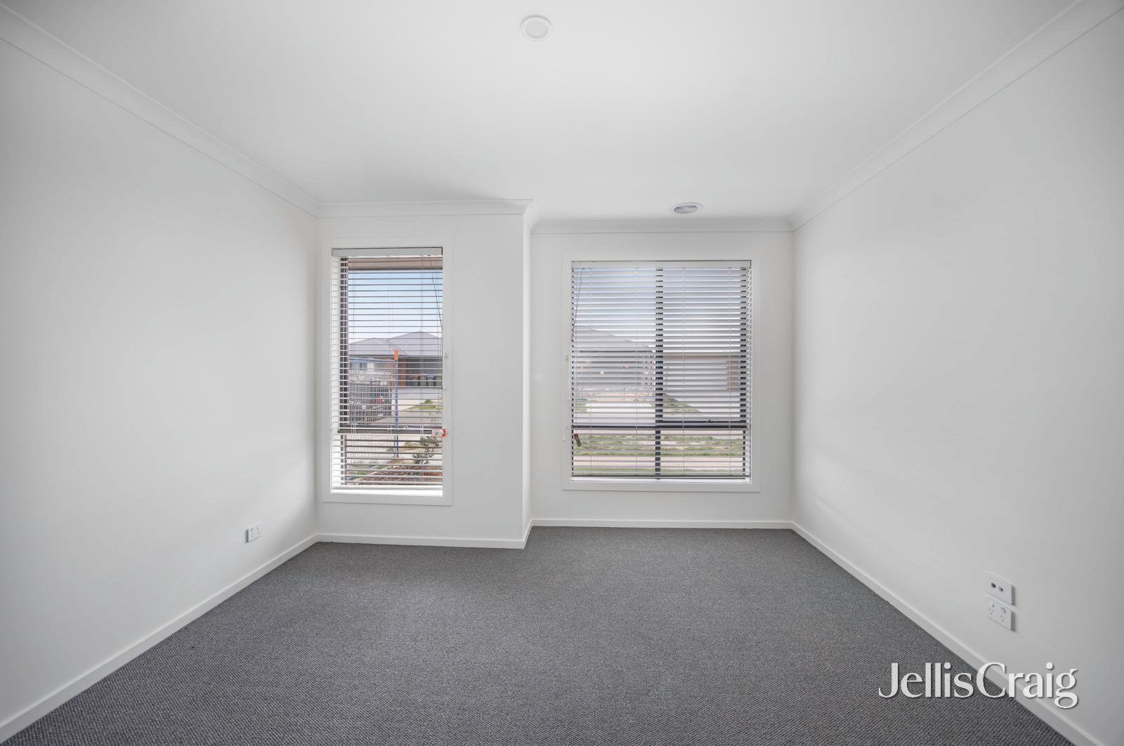 17 Sunpeaks Street, Winter&nbsp;Valley image 4