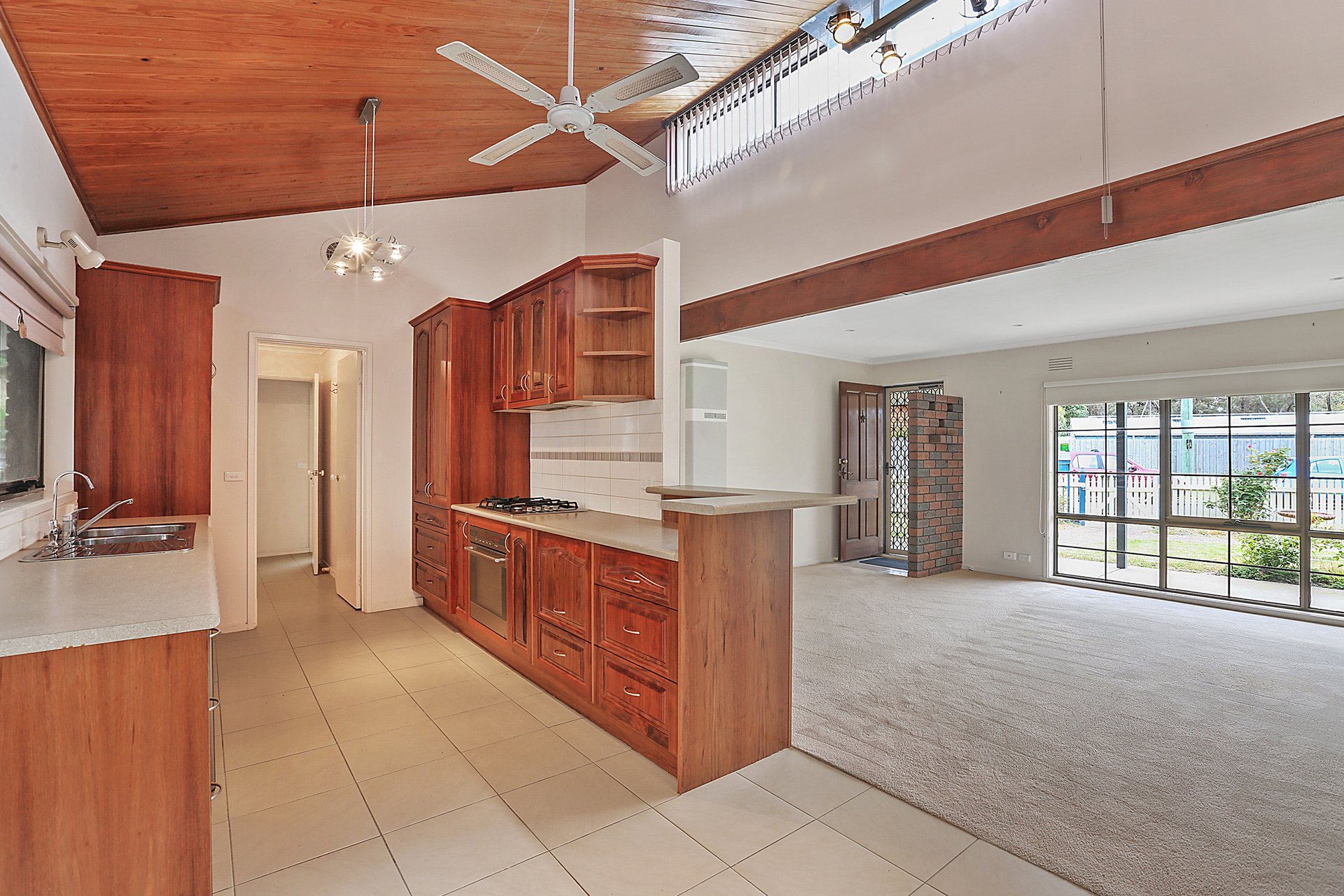 17 Swan Street, Lara image 2