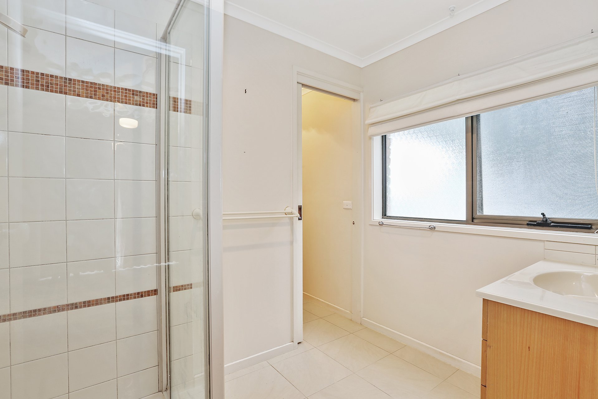 17 Swan Street, Lara image 9
