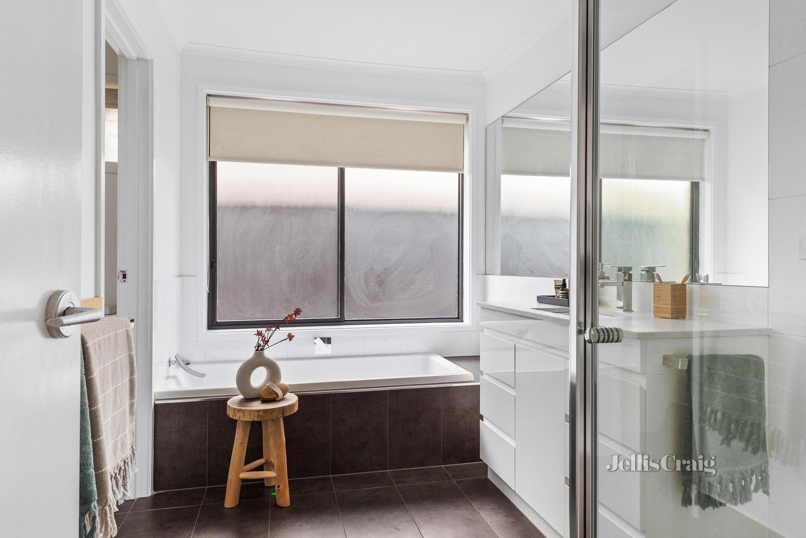 17 Tahlee Place, Montmorency image 5