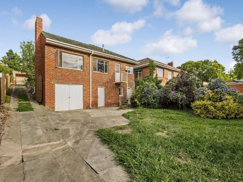 17 Tannock Street, Balwyn North image 2
