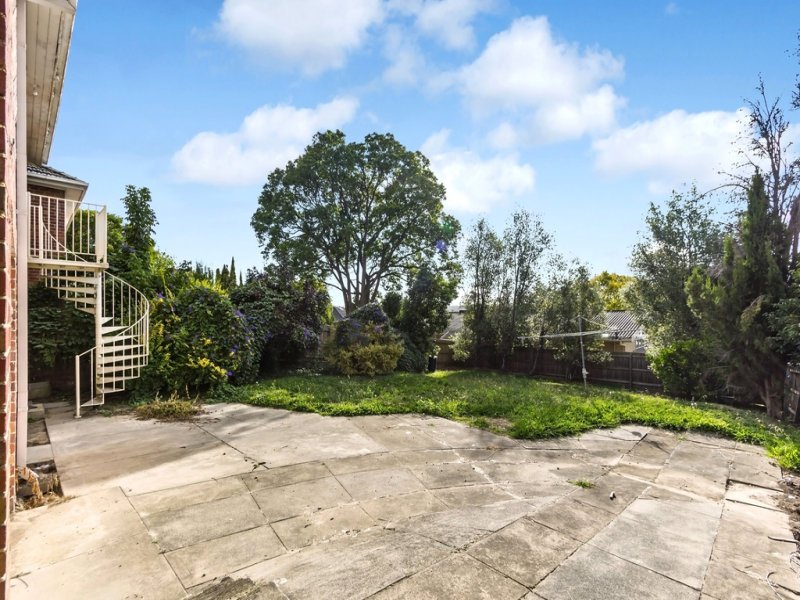 17 Tannock Street, Balwyn North image 8