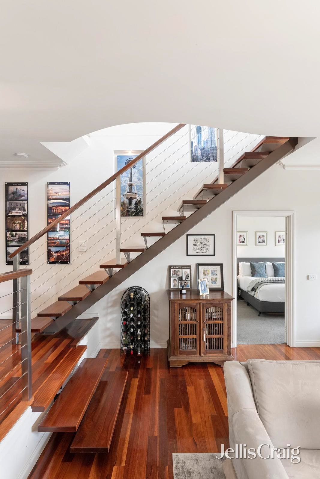 17 The Briars, Mooroolbark image 2