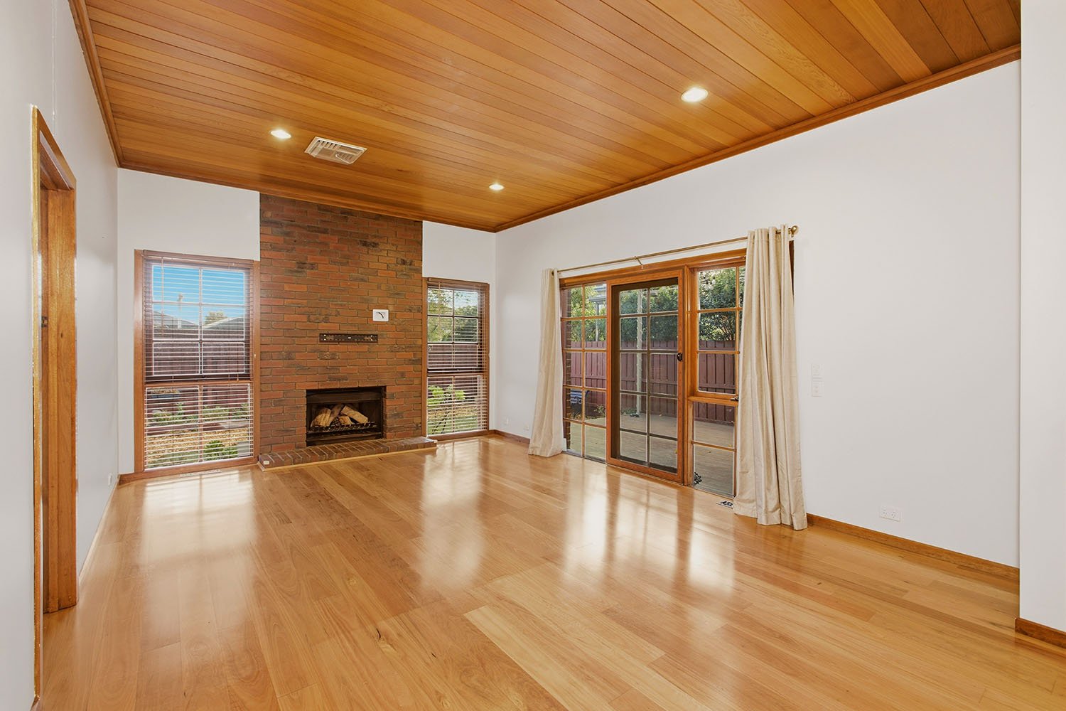 17 The Highway, Bentleigh image 2